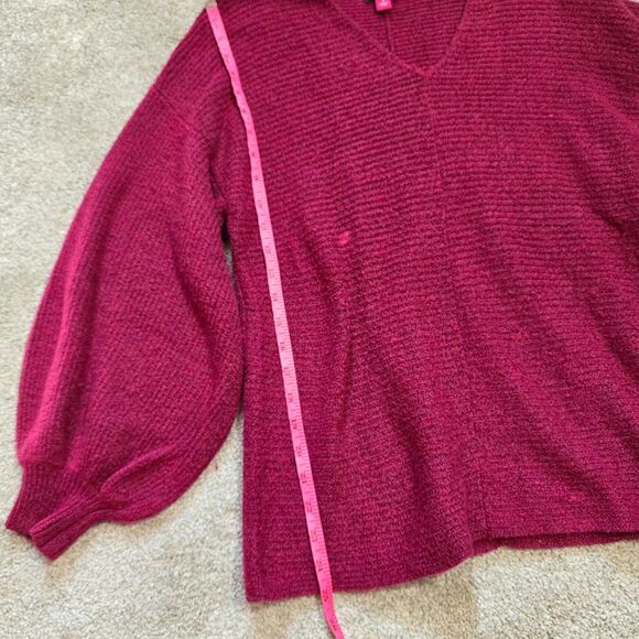 VINCE Camuto berry pink v-neck lantern sleeves Sweater S - Picture 9 of 10